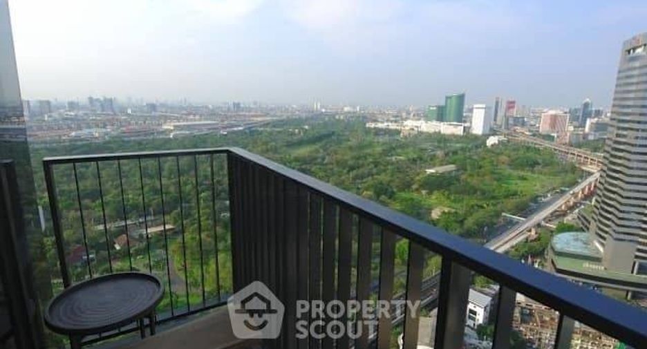 For sale 2 bedrooms condo in Chatuchak, Bangkok
