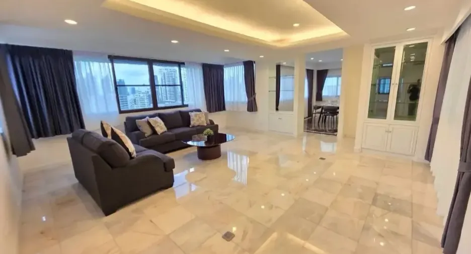 ให้เช่า 3 ห้องนอน คอนโด ใน วัฒนา, กรุงเทพฯ