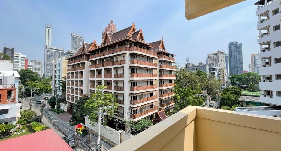 For rent 1 Beds condo in Khlong Toei, Bangkok