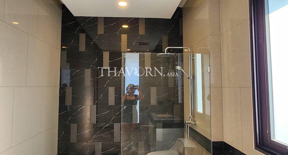 For sale 3 bedrooms house in East Pattaya, Pattaya