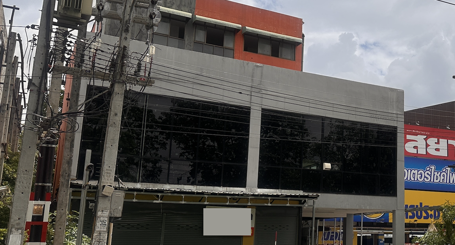 Gewerbefläche zum Kauf und zur Miete in Mueang Chiang Mai, Chiang Mai