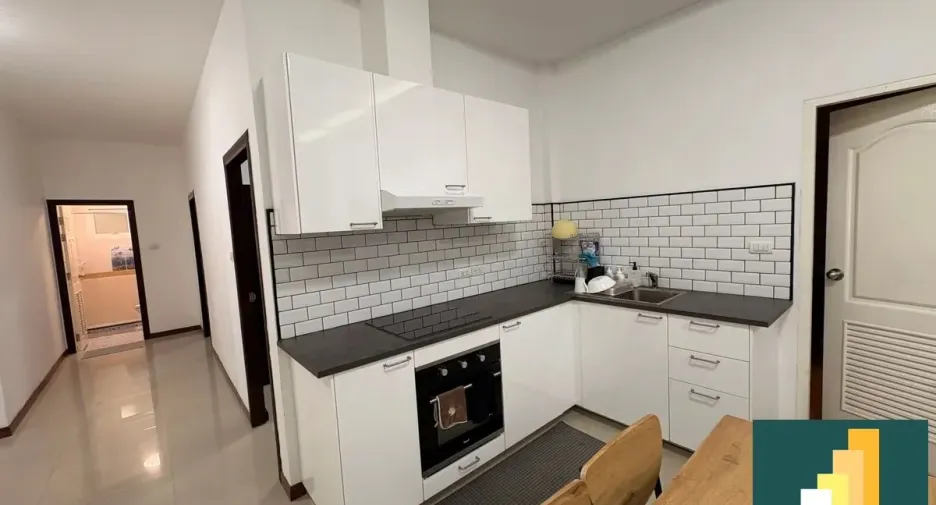 For rent and for sale 4 bedrooms house in Bang Lamung, Chonburi