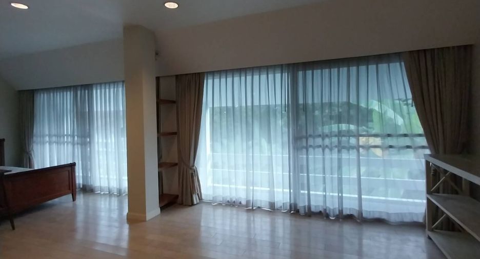 For sale 4 bedrooms house in Lam Luk Ka, Pathum Thani