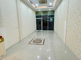 À louer 4 chambres local commercial à Bang Lamung, Chonburi