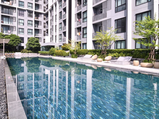 À vendre 2 chambres condo à Huai Khwang, Bangkok