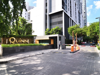 À vendre 2 chambres condo à Huai Khwang, Bangkok