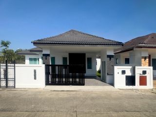 For sale 3 bedrooms villa in Bang Lamung, Chonburi