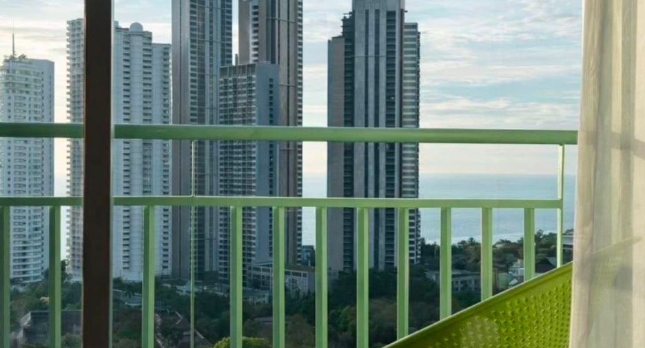 For sale 1 bed condo in Bang Lamung, Chonburi