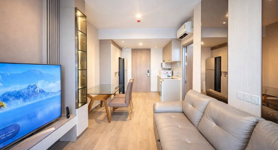 For sale 1 bed condo in Sathon, Bangkok