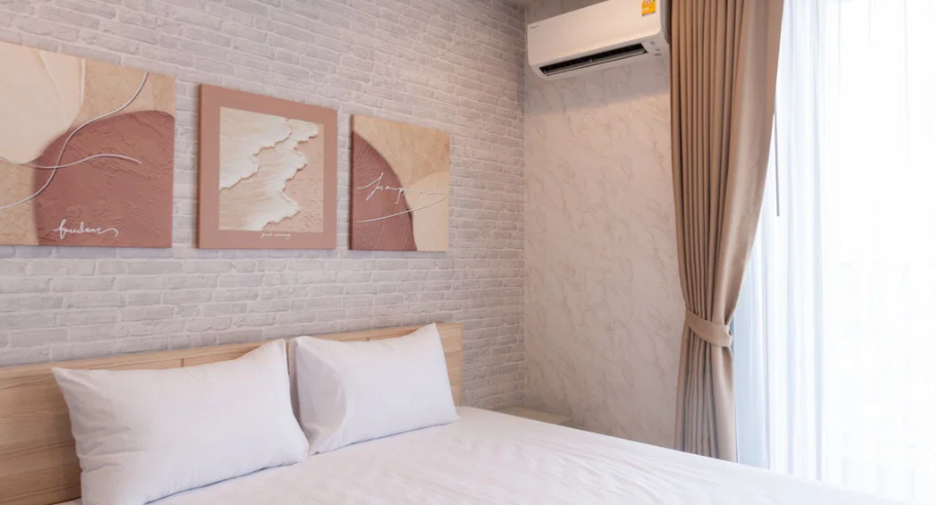 For sale 1 bed condo in Sathon, Bangkok