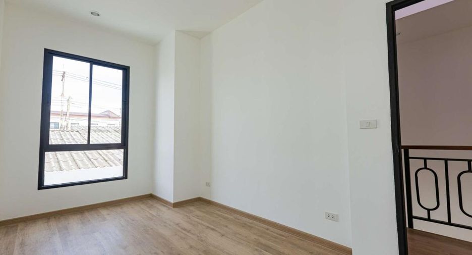 For sale 3 bedrooms house in Bang Lamung, Chonburi