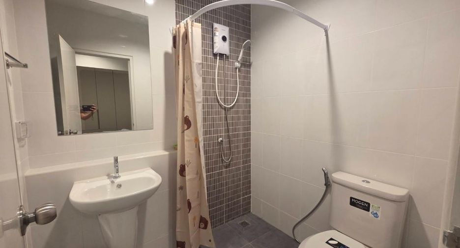For rent 2 bedrooms townhouse in East Pattaya, Pattaya