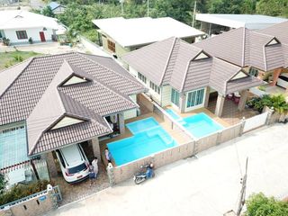 For sale 3 bedrooms villa in Pran Buri, Prachuap Khiri Khan