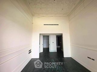 For sale 2 bedrooms condo in Yan Nawa, Bangkok
