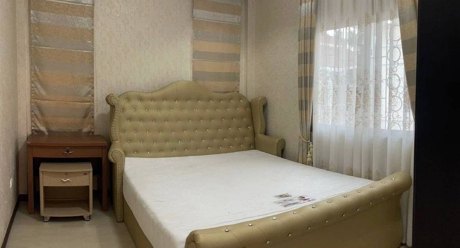 Haus zur Miete mit 4 Zimmer in Bang Lamung, Chonburi