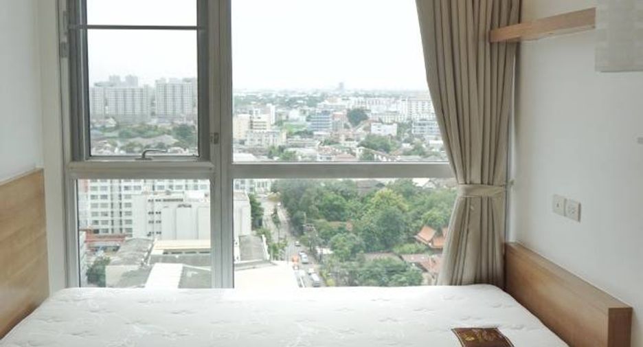 Condo en alquiler de 2 habitaciones en Phra Khanong, Bangkok
