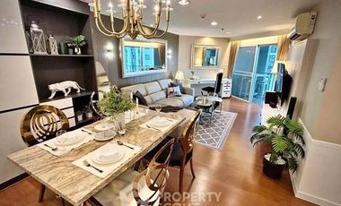 For rent 3 bedrooms condo in Huai Khwang, Bangkok