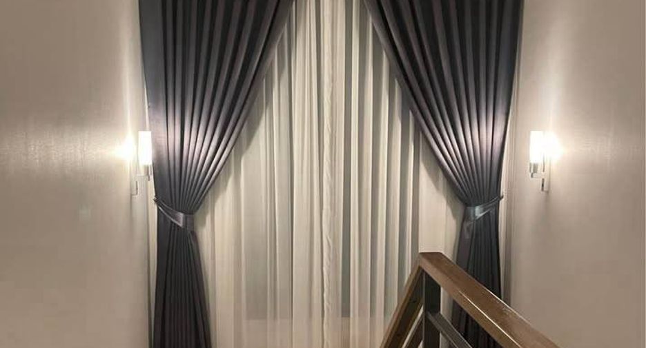 Casa en alquiler de 3 habitaciones en Don Mueang, Bangkok