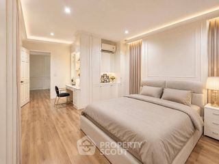 For rent 4 bedrooms house in Taling Chan, Bangkok
