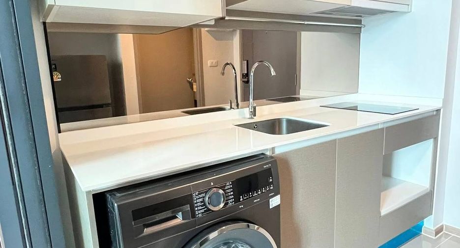 For rent 1 Beds condo in Huai Khwang, Bangkok