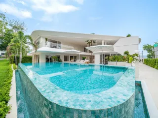 For sale 8 bedrooms house in Bang Lamung, Chonburi