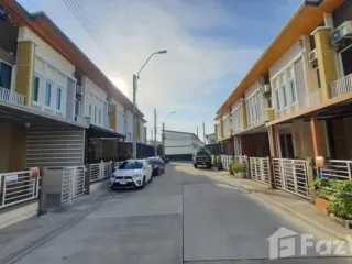 Casa en alquiler de 4 habitaciones en Mueang Samut Prakan, Samut Prakan