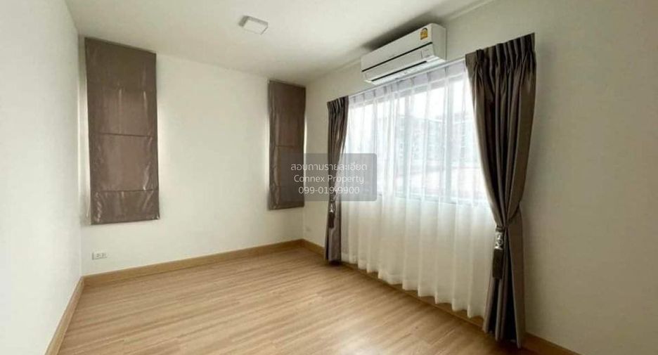Haus zur Miete mit 3 Zimmer in Wang Thonglang, Bangkok