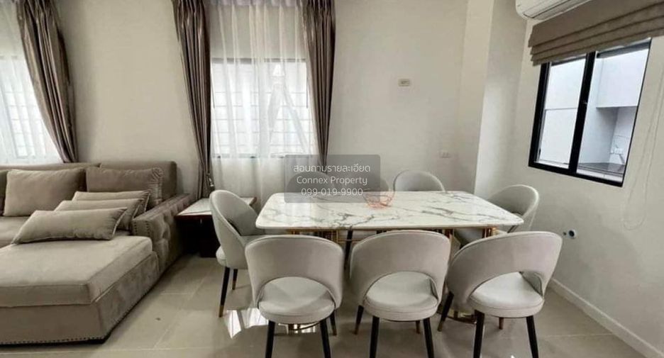 Haus zur Miete mit 3 Zimmer in Wang Thonglang, Bangkok