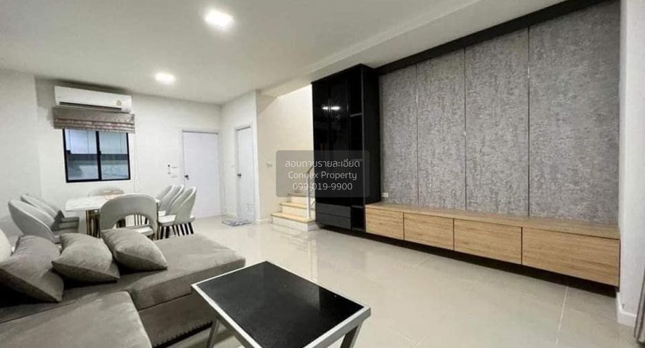 Haus zur Miete mit 3 Zimmer in Wang Thonglang, Bangkok