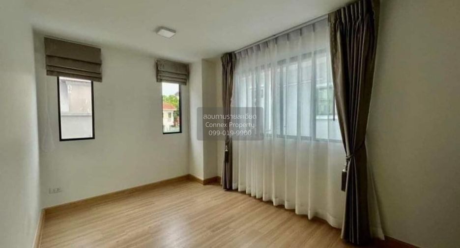 Haus zur Miete mit 3 Zimmer in Wang Thonglang, Bangkok
