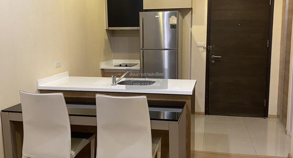 Condo en alquiler de 1 habitaciones en Phra Khanong, Bangkok