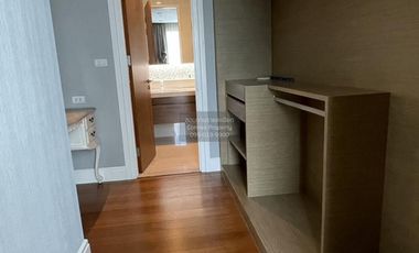 À louer 3 chambres condo à Khlong Toei, Bangkok