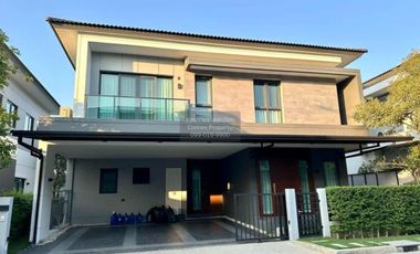 Casa en alquiler de 4 habitaciones en Bang Phli, Samut Prakan
