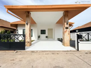 For sale 4 bedrooms villa in Bang Lamung, Chonburi
