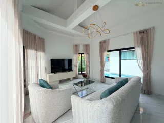For sale 4 bedrooms villa in Bang Lamung, Chonburi