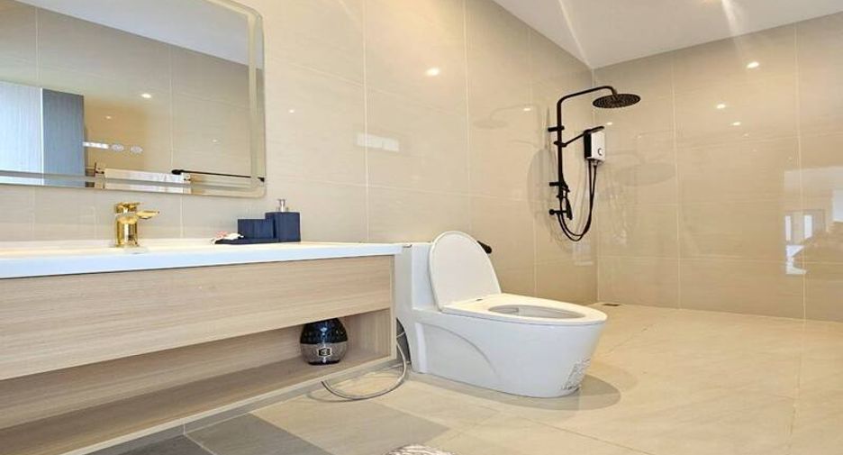 Villa en venta de 5 habitaciones en Huay Yai, Pattaya