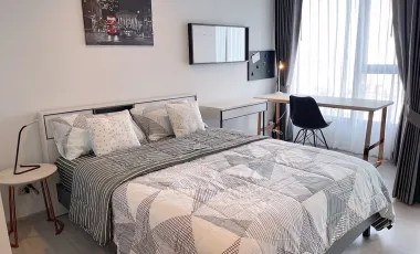 À louer 1 chambre condo à Huai Khwang, Bangkok