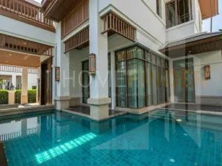 Casa en alquiler de 4 habitaciones en Sathon, Bangkok