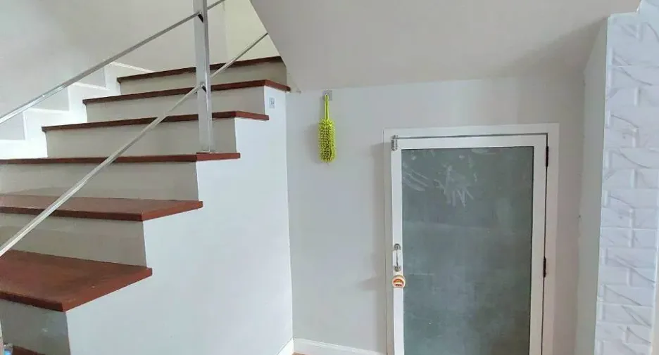 À vendre 2 chambres maison de ville à Mueang Krabi, Krabi
