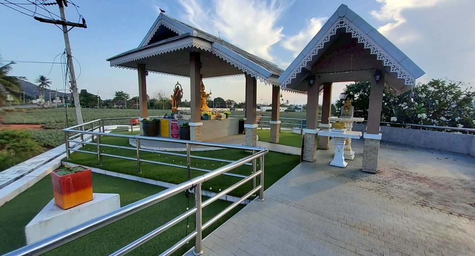 For rent 3 bedrooms house in Pran Buri, Prachuap Khiri Khan