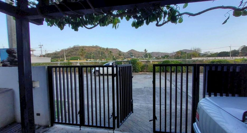 For rent 3 bedrooms house in Pran Buri, Prachuap Khiri Khan