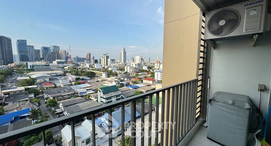 For rent 2 bedrooms condo in Phaya Thai, Bangkok