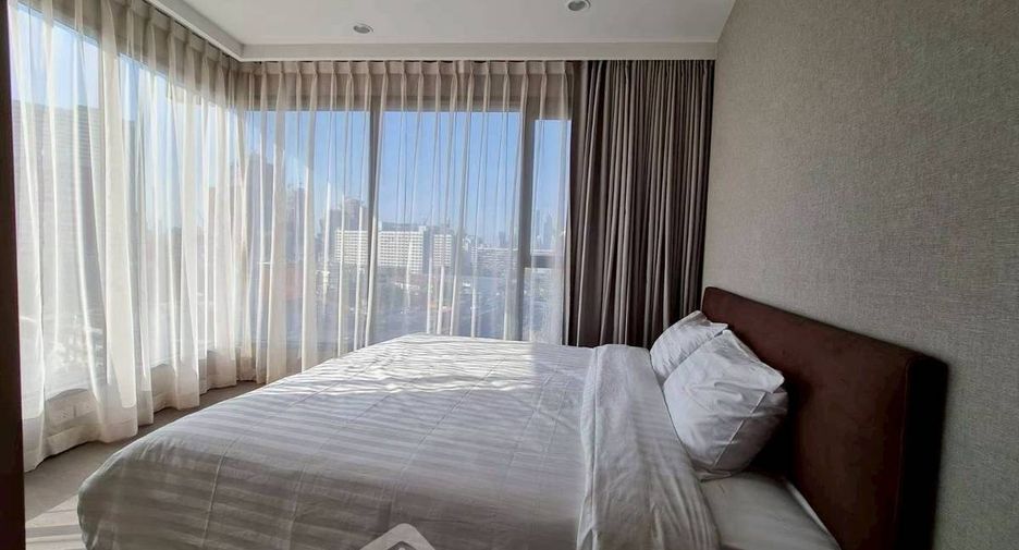 For rent 2 bedrooms condo in Khlong Toei, Bangkok