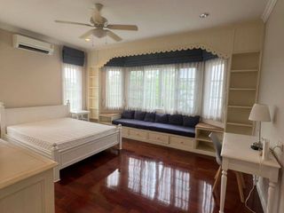 For rent 4 bedrooms house in Bang Na, Bangkok