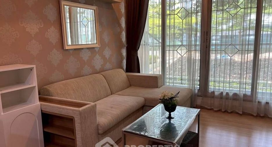 For rent 1 bed condo in Phra Khanong, Bangkok