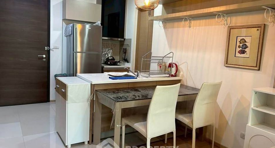 For rent 1 bed condo in Phra Khanong, Bangkok