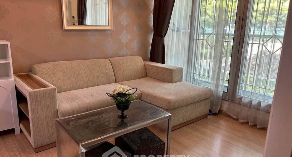 For rent 1 bed condo in Phra Khanong, Bangkok