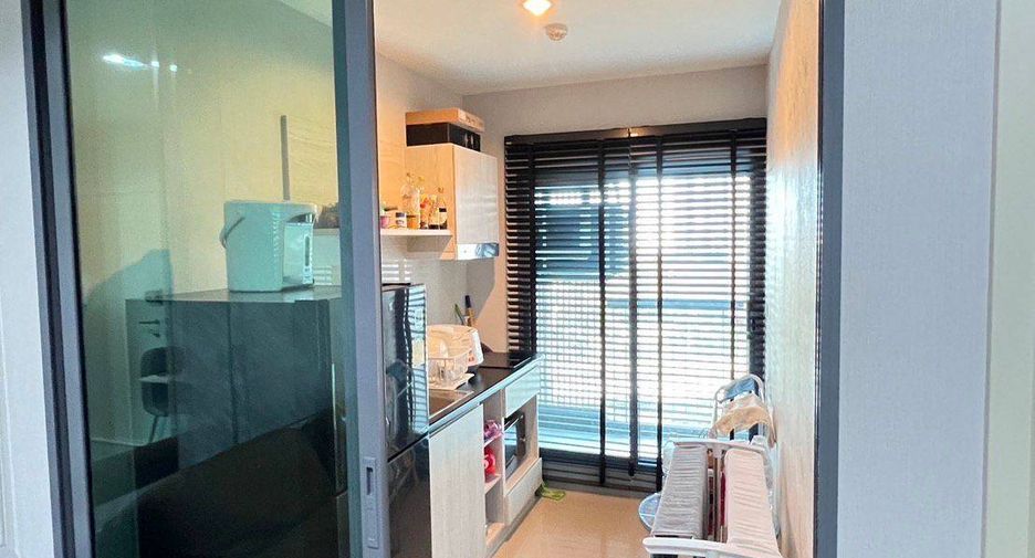 For sale 1 Beds condo in Phasi Charoen, Bangkok