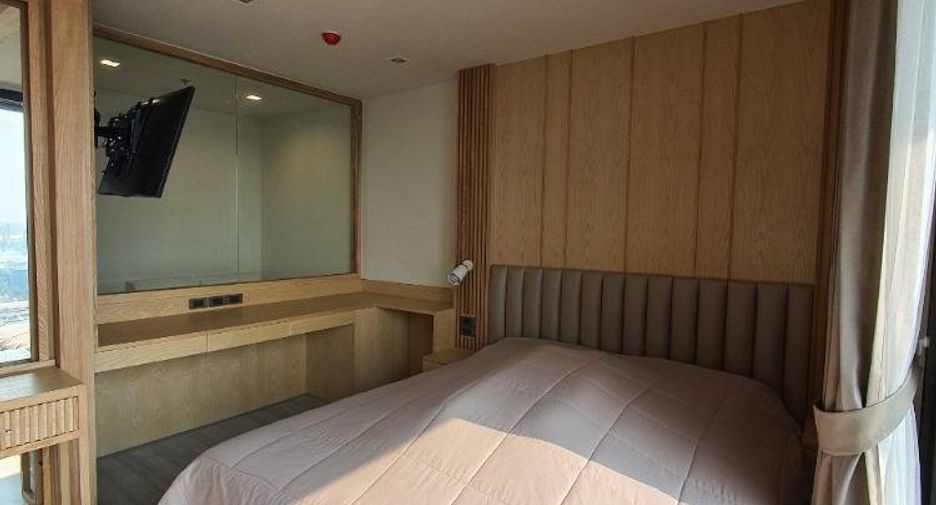 For sale 1 bed condo in Phra Khanong, Bangkok