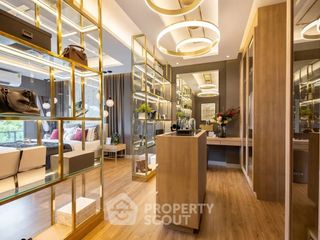 For sale 4 bedrooms house in Don Mueang, Bangkok
